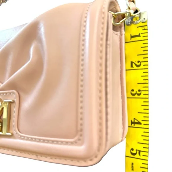 NEW NWT Small Pleated Crossbody Bag in Blush/Gold
Badgley Mischka Collection - Picture 9 of 12